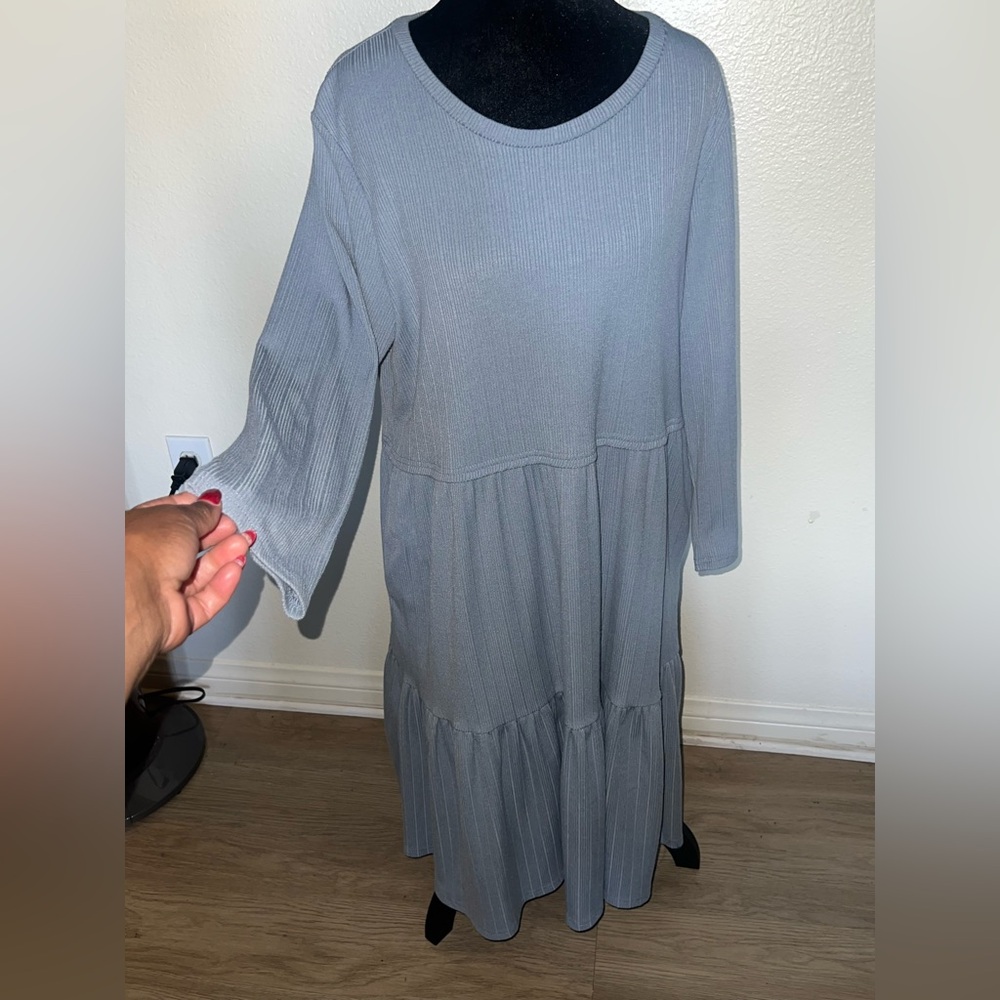 Melloday Gray Minimalist Capsule Wardrobe Tiered Dress Sz Lg‎